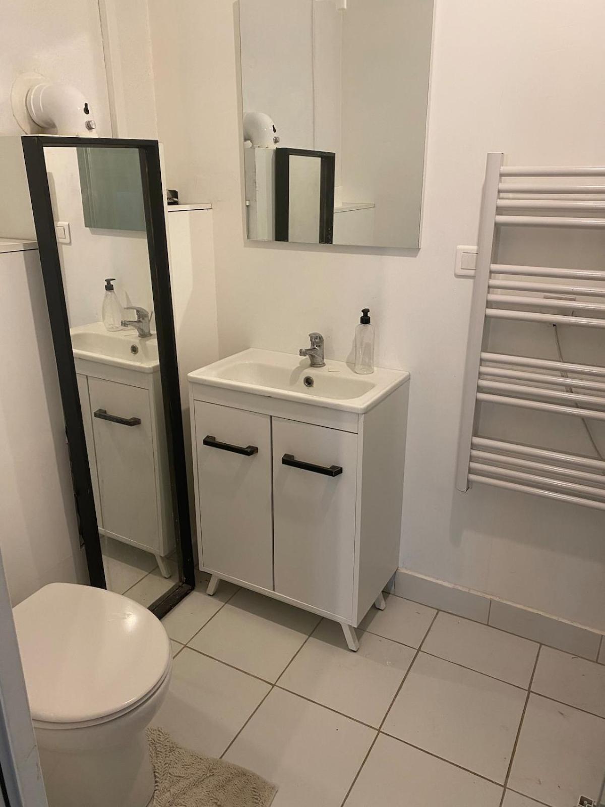Apartment T2 Dans A Sorgues